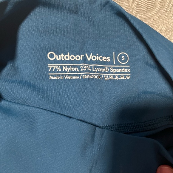 Outdoor Voices Lightform 7” Short - Picture 4 of 5